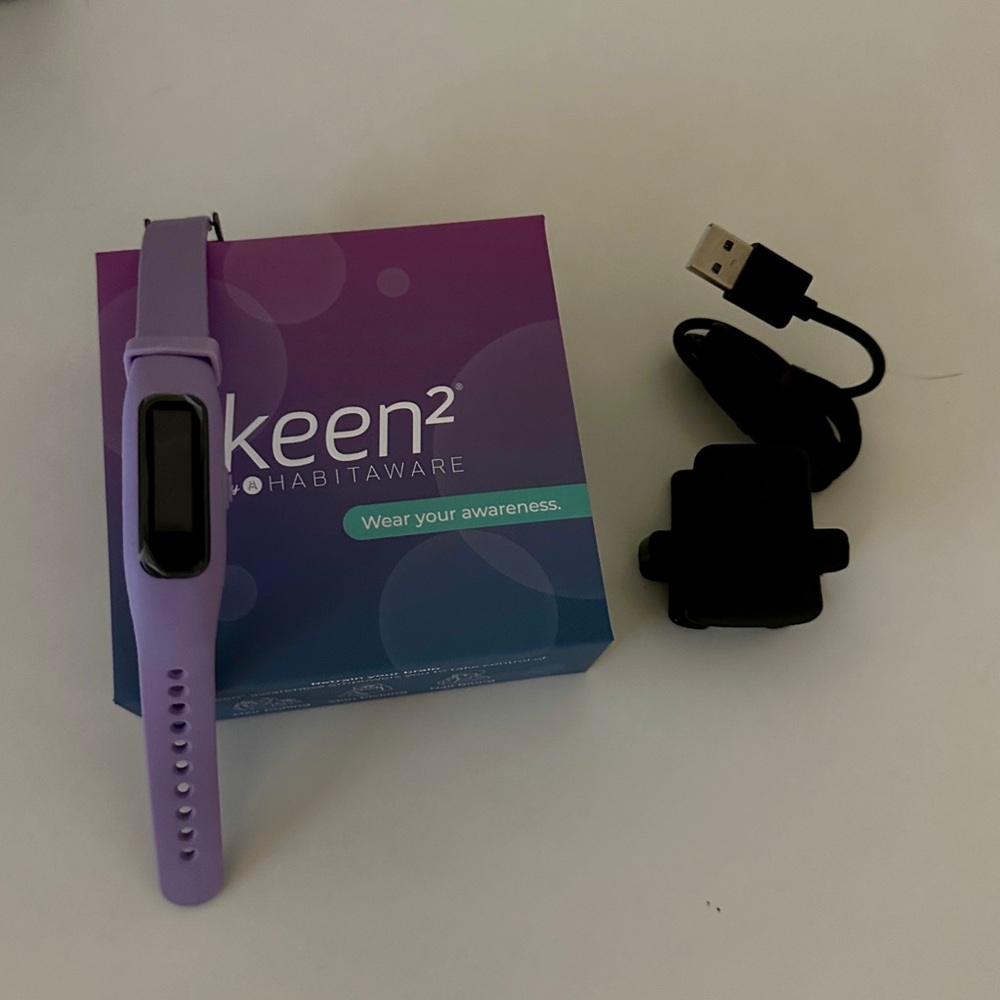 Keen2 HabitAware Purple Wearable Device